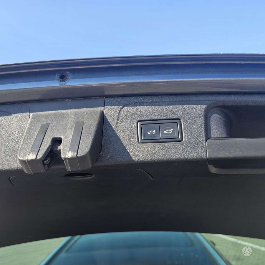 Volkswagen Passat - 6