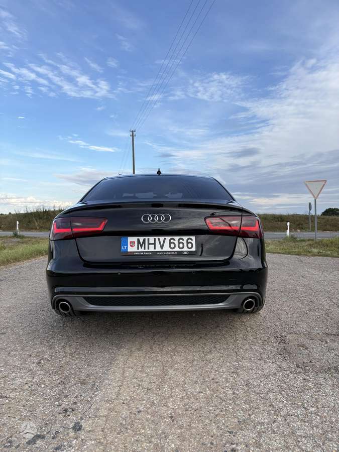 Audi A6, 3.0 l., Седан