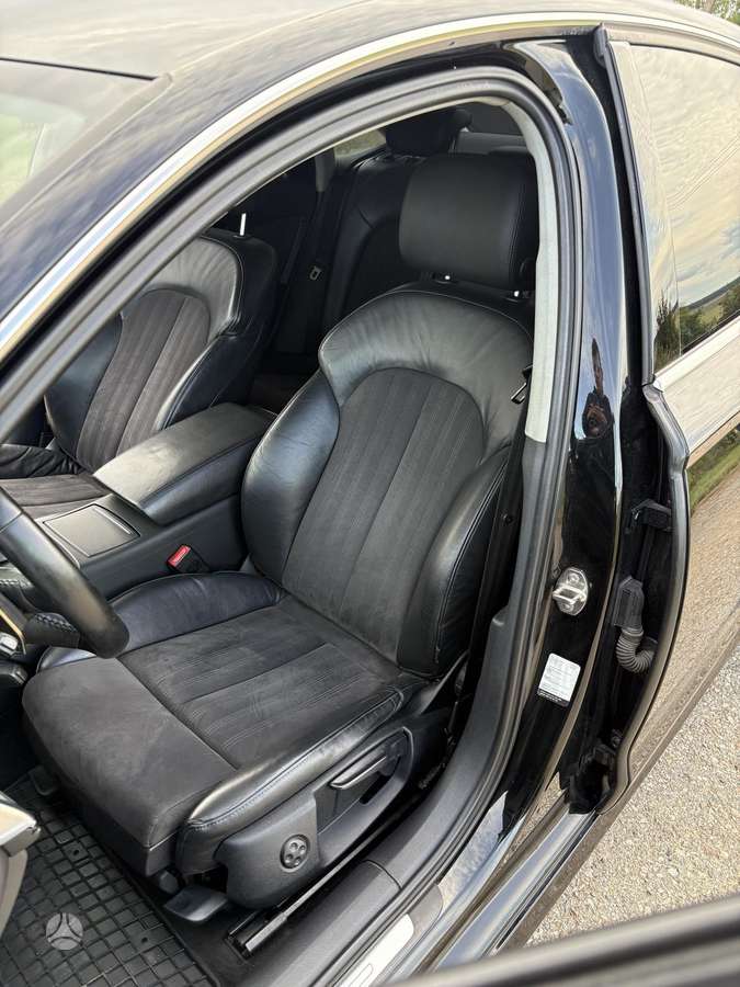 Audi A6, 3.0 l., Седан