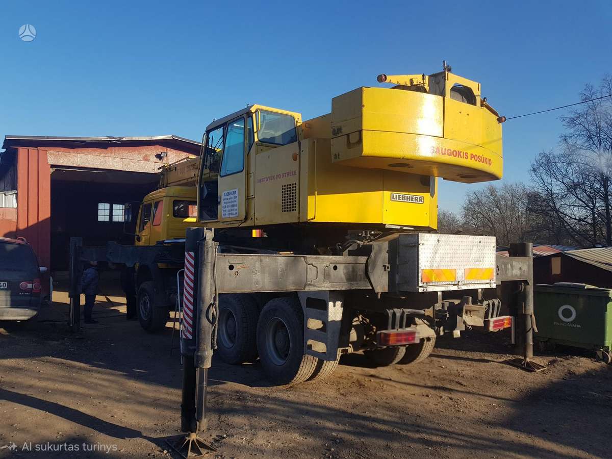 Liebherr LTF1030, kranai
