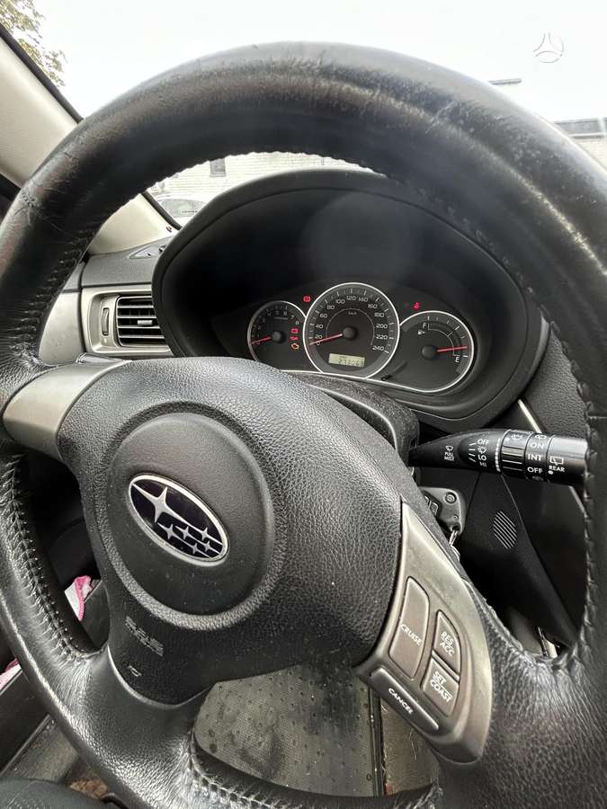 Subaru Impreza - 8