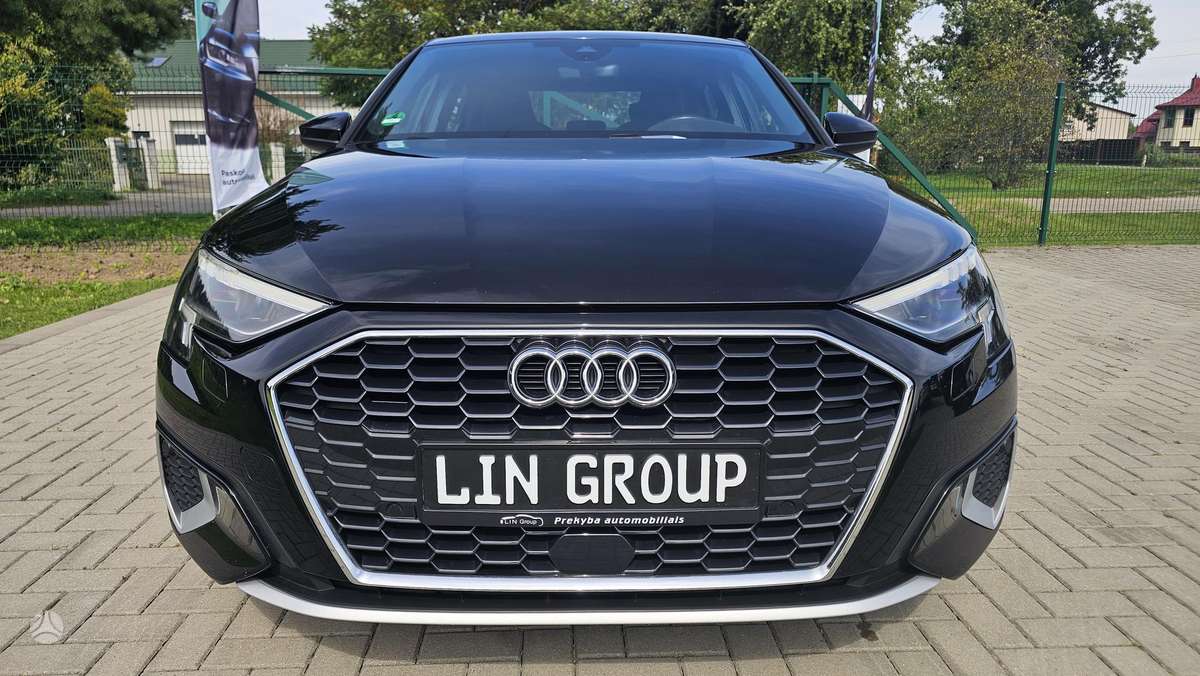 Audi A3, 1.0 l., Седан