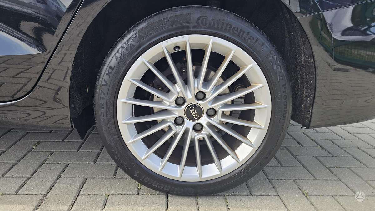Audi A3, 1.0 l., Седан