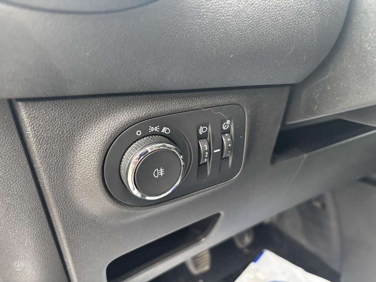 Opel Adam, 1.4 l., hatchback