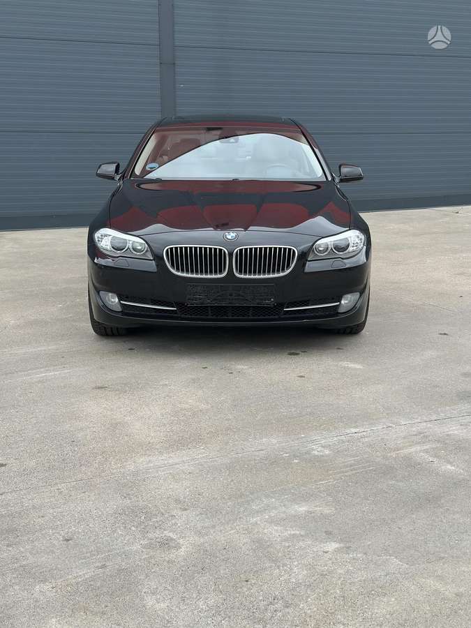 BMW 530, 3.0 l., Седан