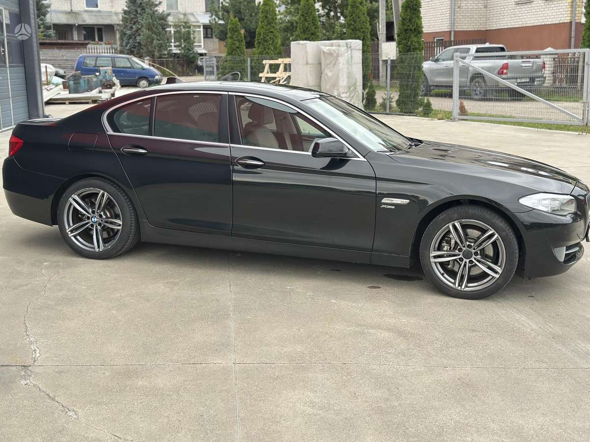 BMW 530, 3.0 l., Седан