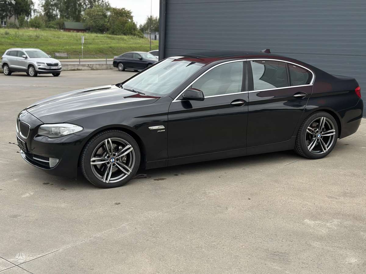 BMW 530, 3.0 l., Седан