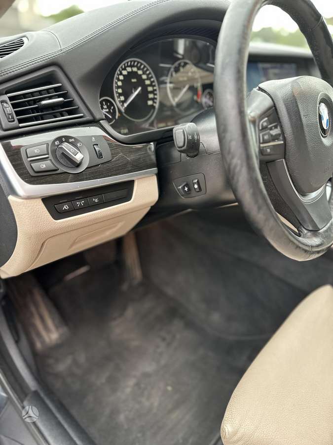 BMW 530, 3.0 l., Седан