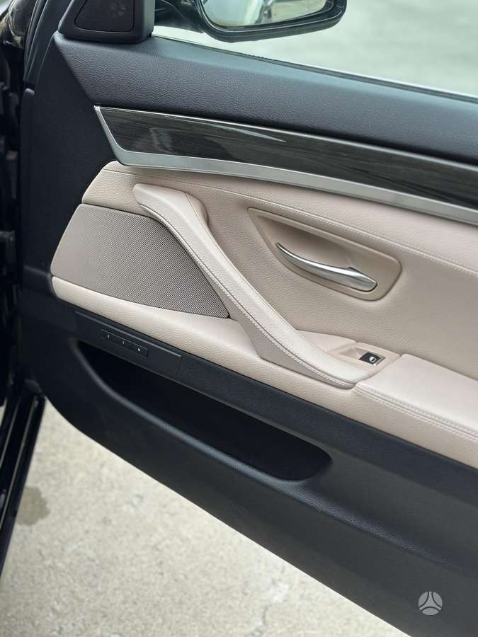 BMW 530, 3.0 l., Седан
