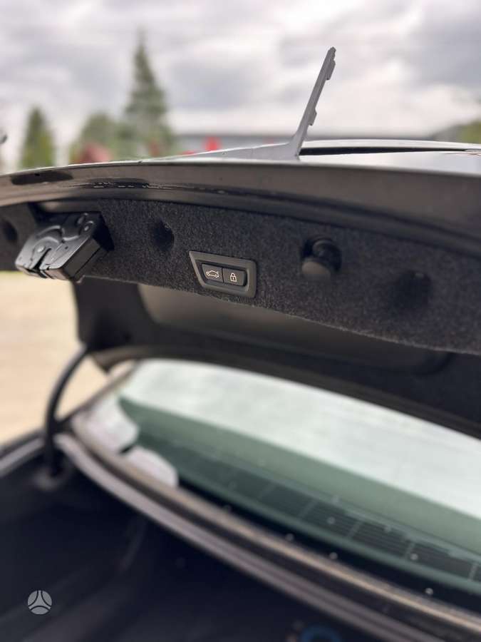 BMW 530, 3.0 l., Седан