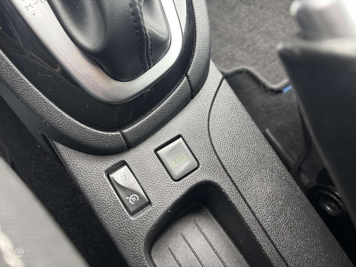 Renault Clio, 1.2 l., hatchback