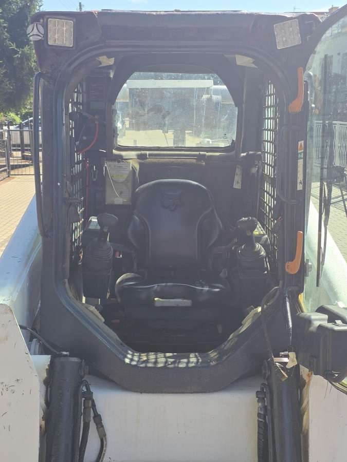 Bobcat S850, mini loaders