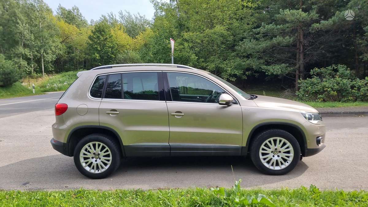 Volkswagen Tiguan - 5