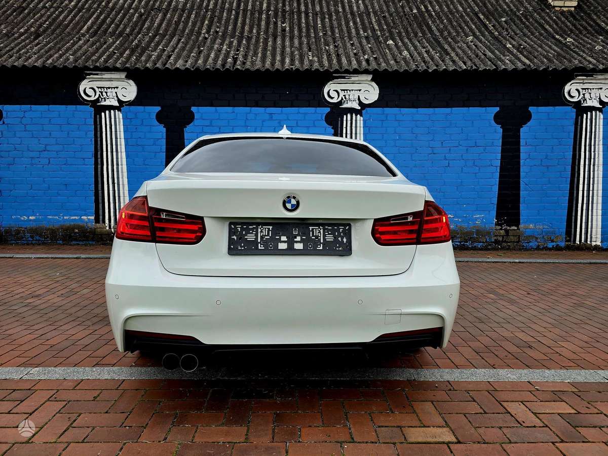 BMW 320, 2.0 l., Седан