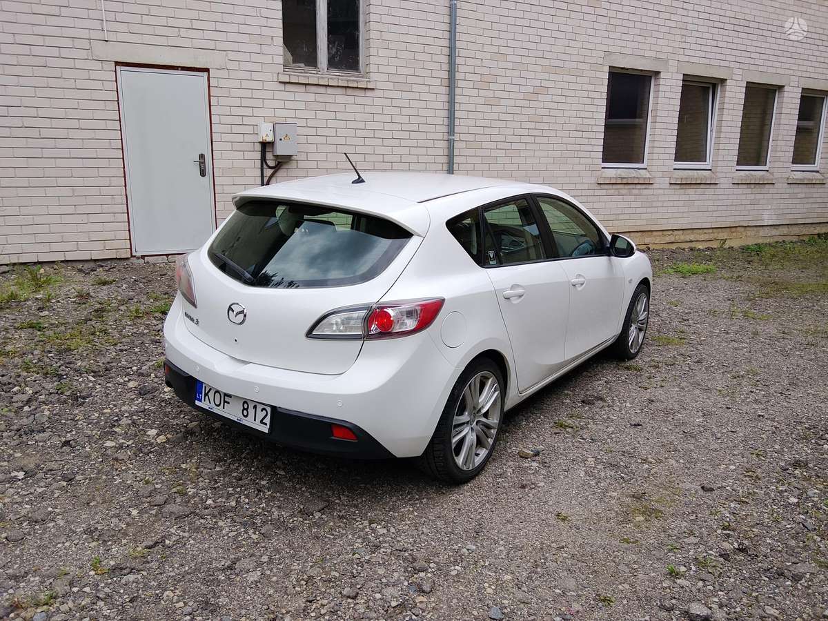 Mazda 3, 1.6 l., Хэтчбек
