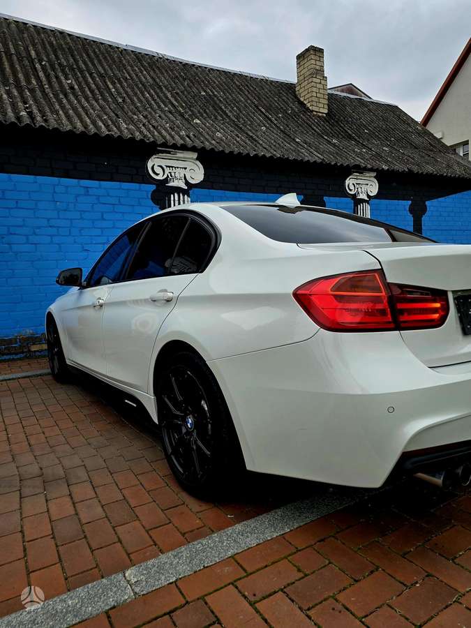 BMW 320, 2.0 l., Седан