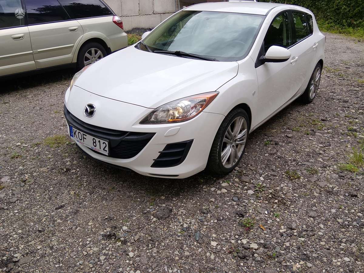 Mazda 3, 1.6 l., Хэтчбек