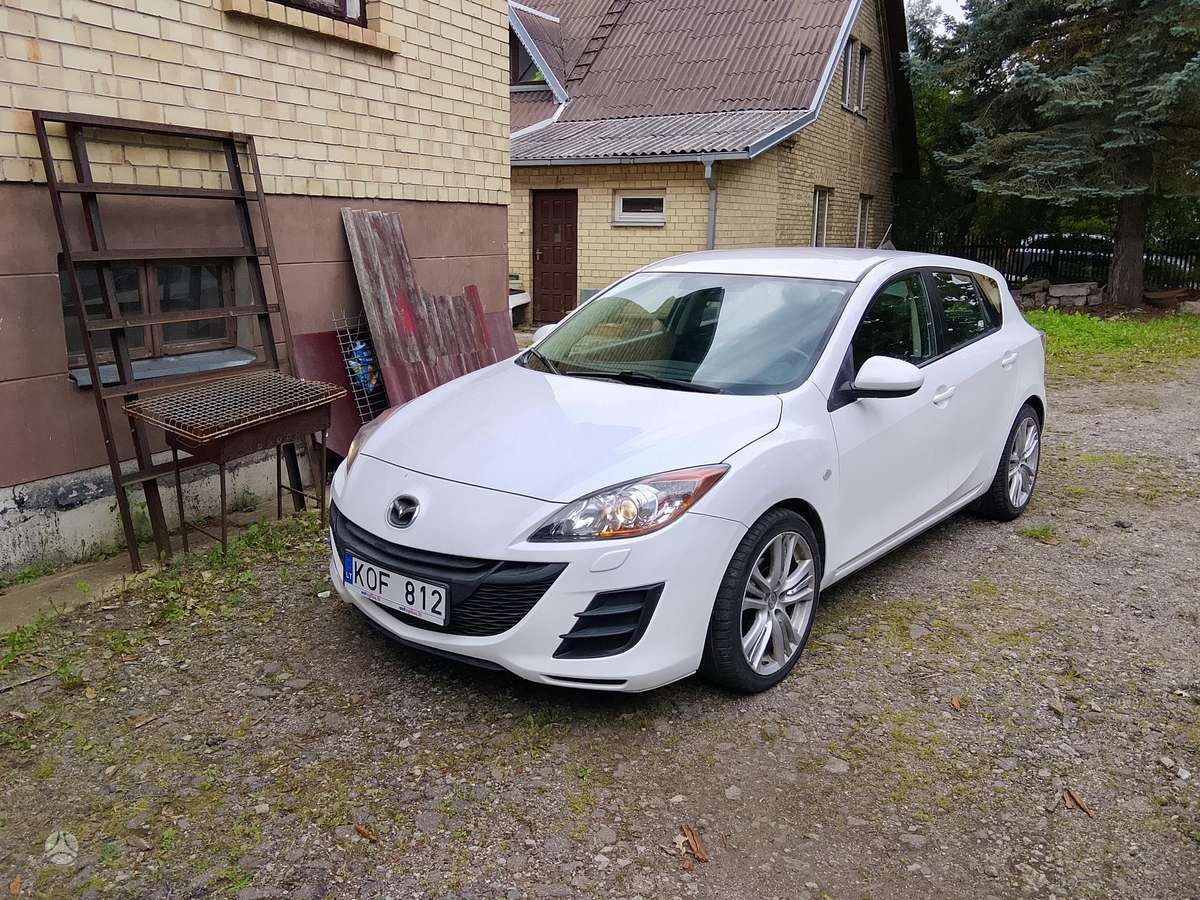 Mazda 3, 1.6 l., Хэтчбек