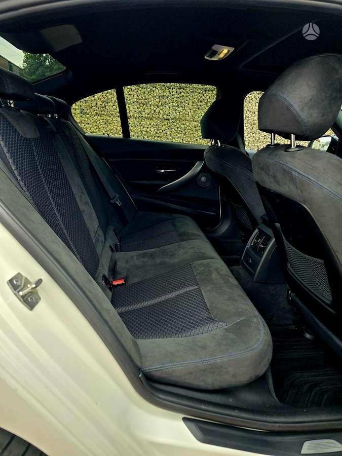 BMW 320, 2.0 l., Седан