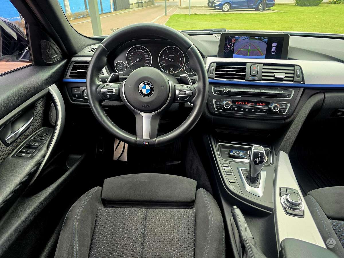 BMW 320, 2.0 l., Седан