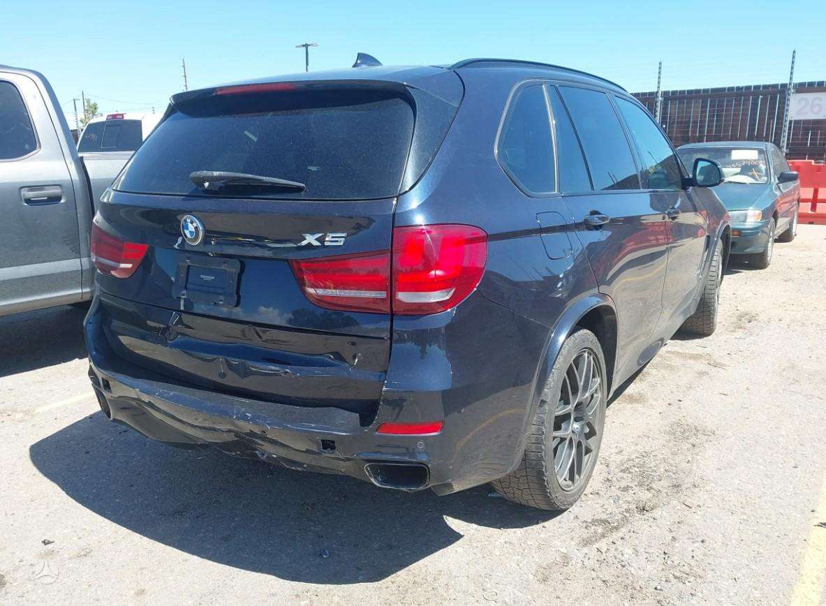 BMW X5, 3.0 l., off-road / crossover