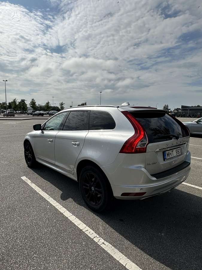 Volvo XC60 - 4