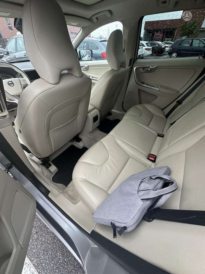 Volvo XC60 - 10