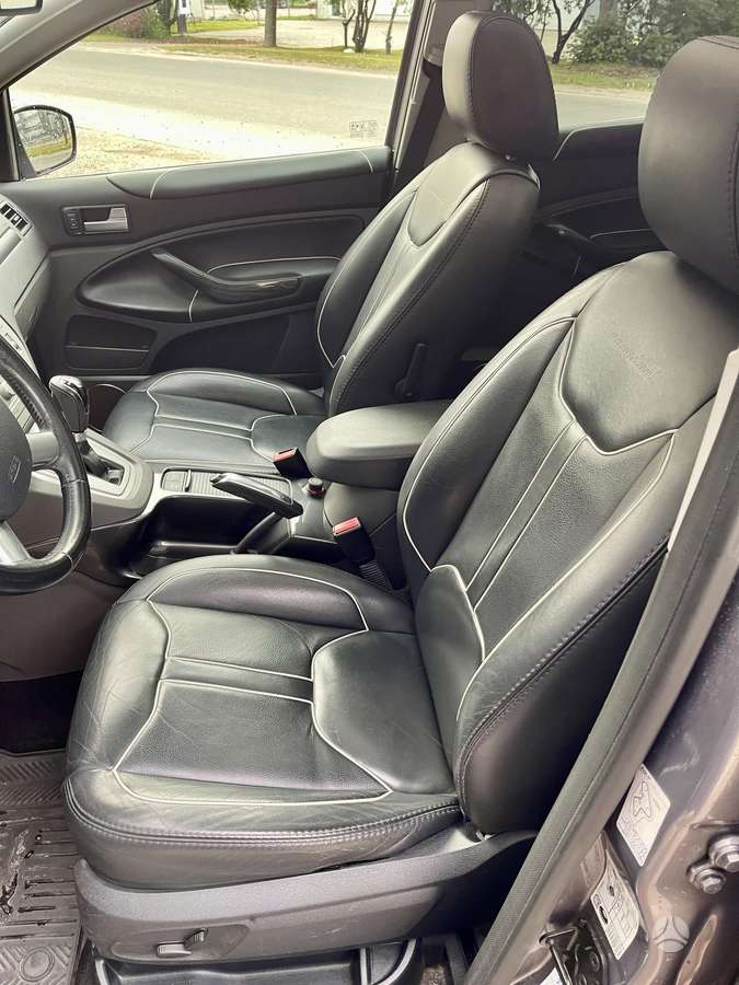 Ford Kuga, 2.0 l., off-road / crossover