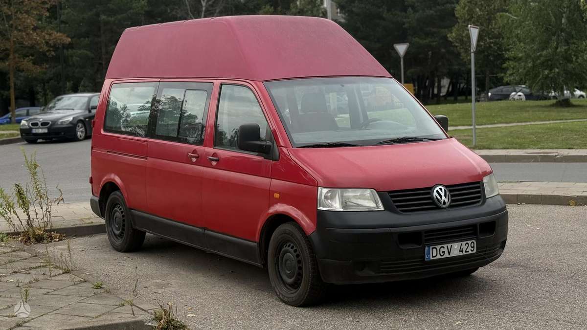 Volkswagen Transporter - 1