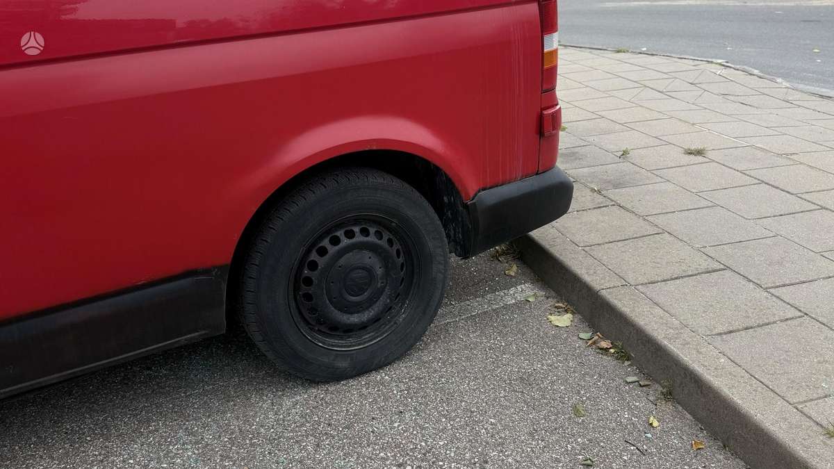 Volkswagen Transporter - 9
