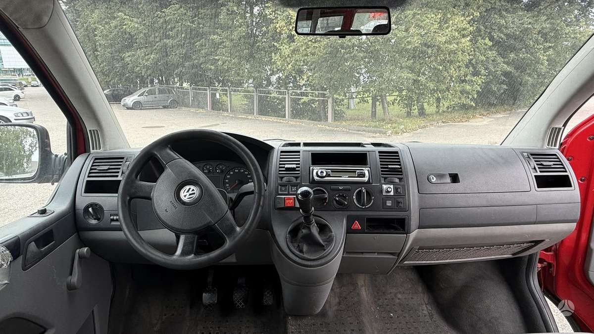 Volkswagen Transporter - 10