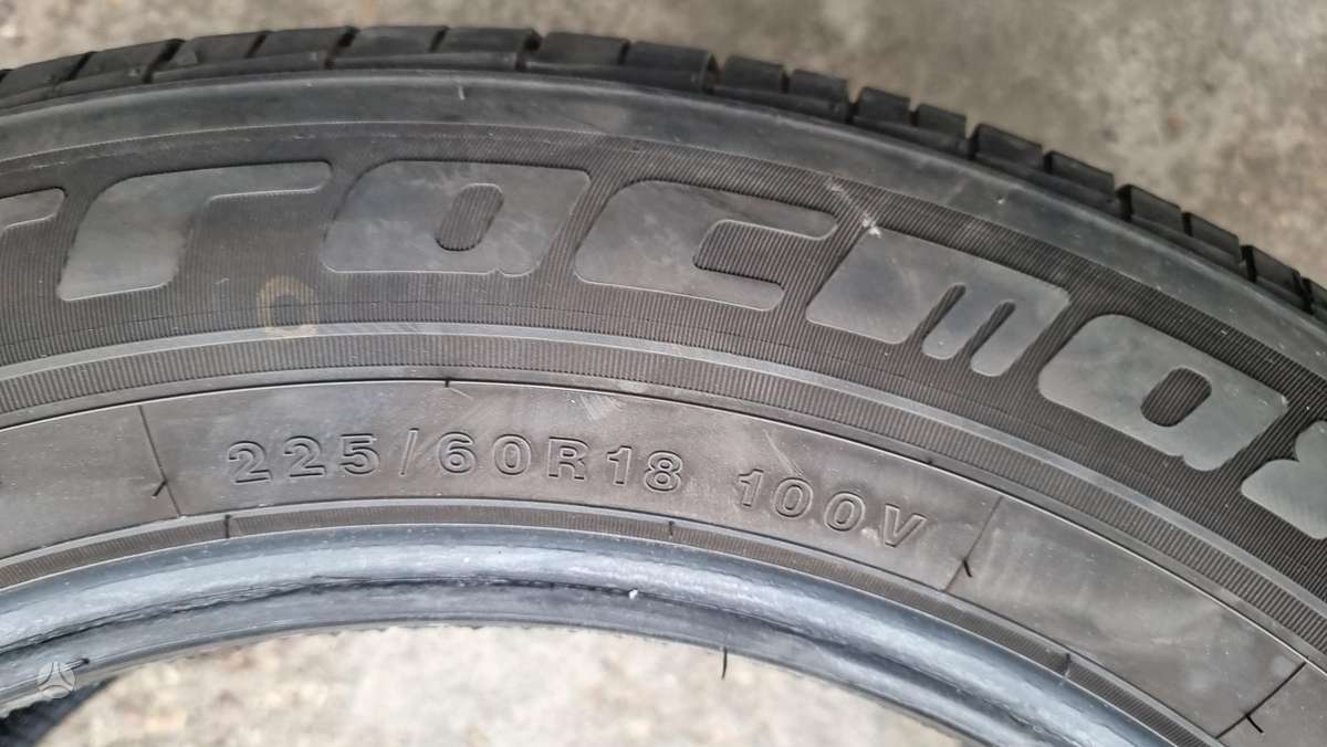 Tracmax X- privilo H/T, summer 225/60 R18