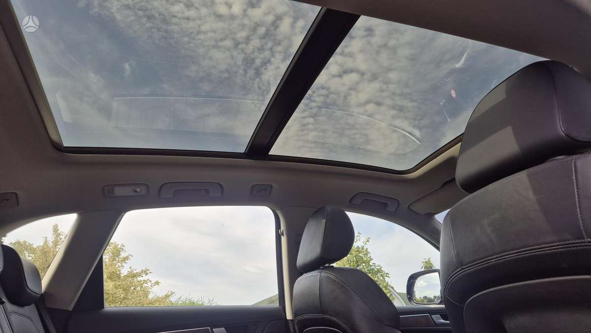 Audi Q5, 2.0 l., Внедорожник / Кроссовер