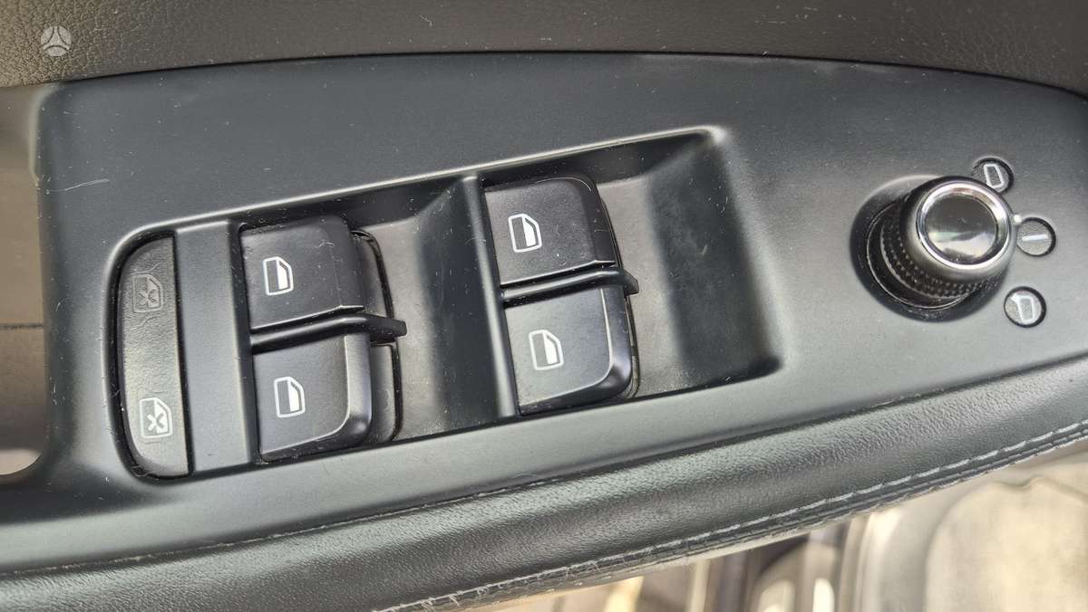 Audi Q5, 2.0 l., Внедорожник / Кроссовер