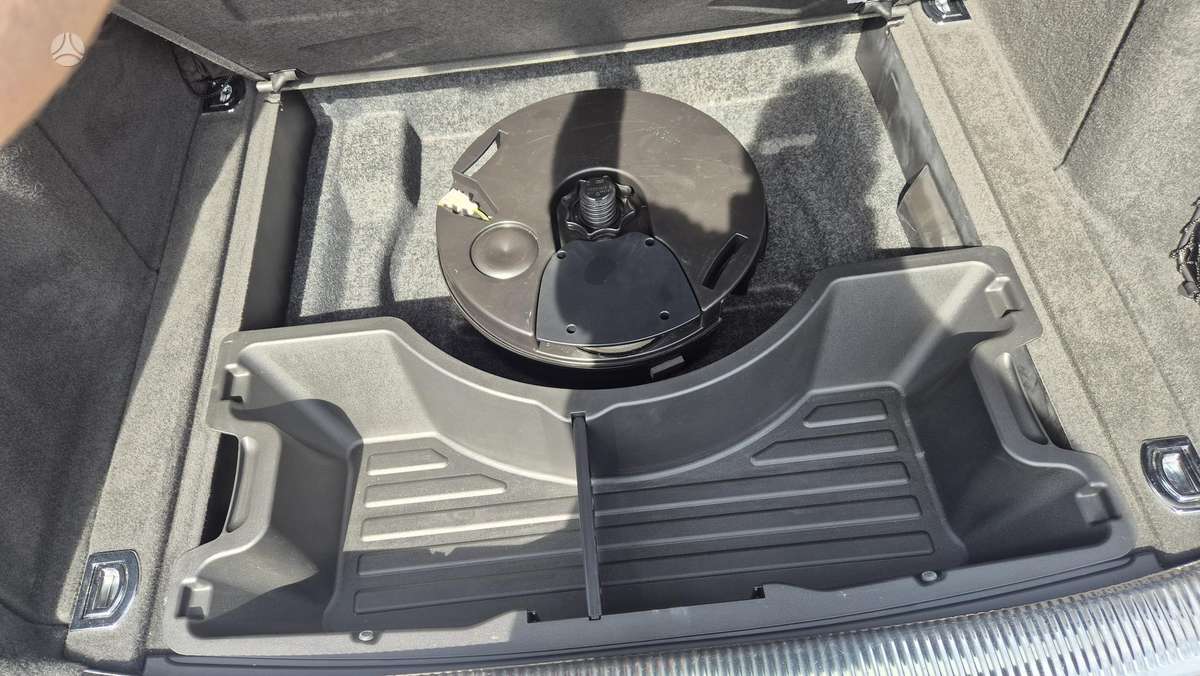 Audi Q5, 2.0 l., Внедорожник / Кроссовер