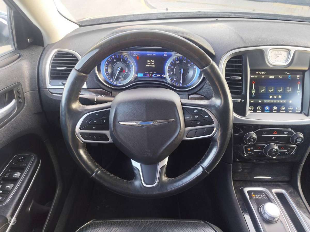 Chrysler 300, 3.6 l., Седан