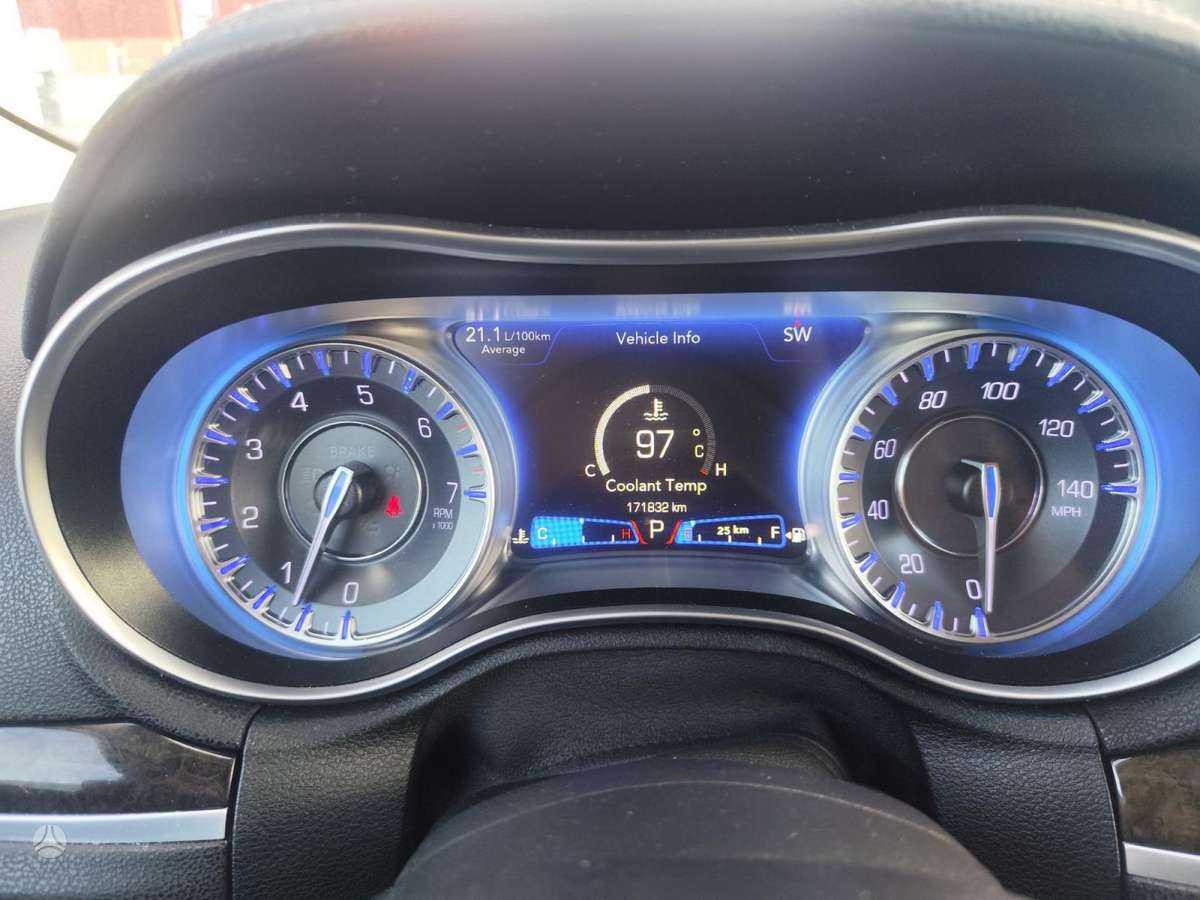 Chrysler 300, 3.6 l., Седан
