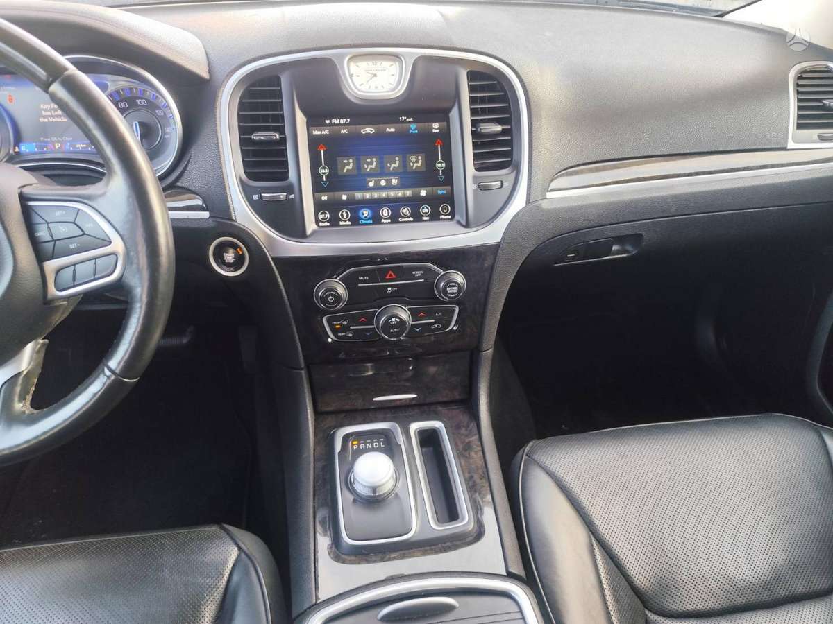 Chrysler 300, 3.6 l., Седан