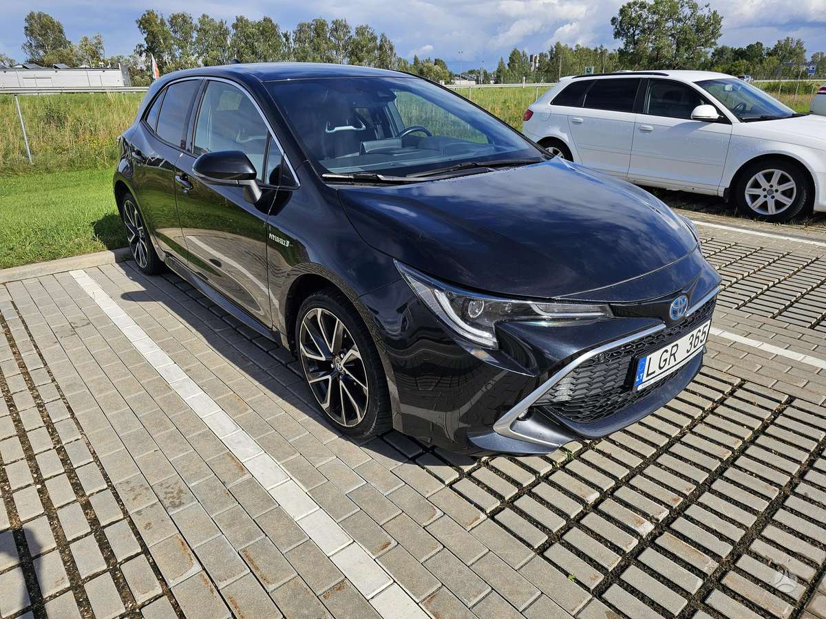 Toyota Corolla - 2