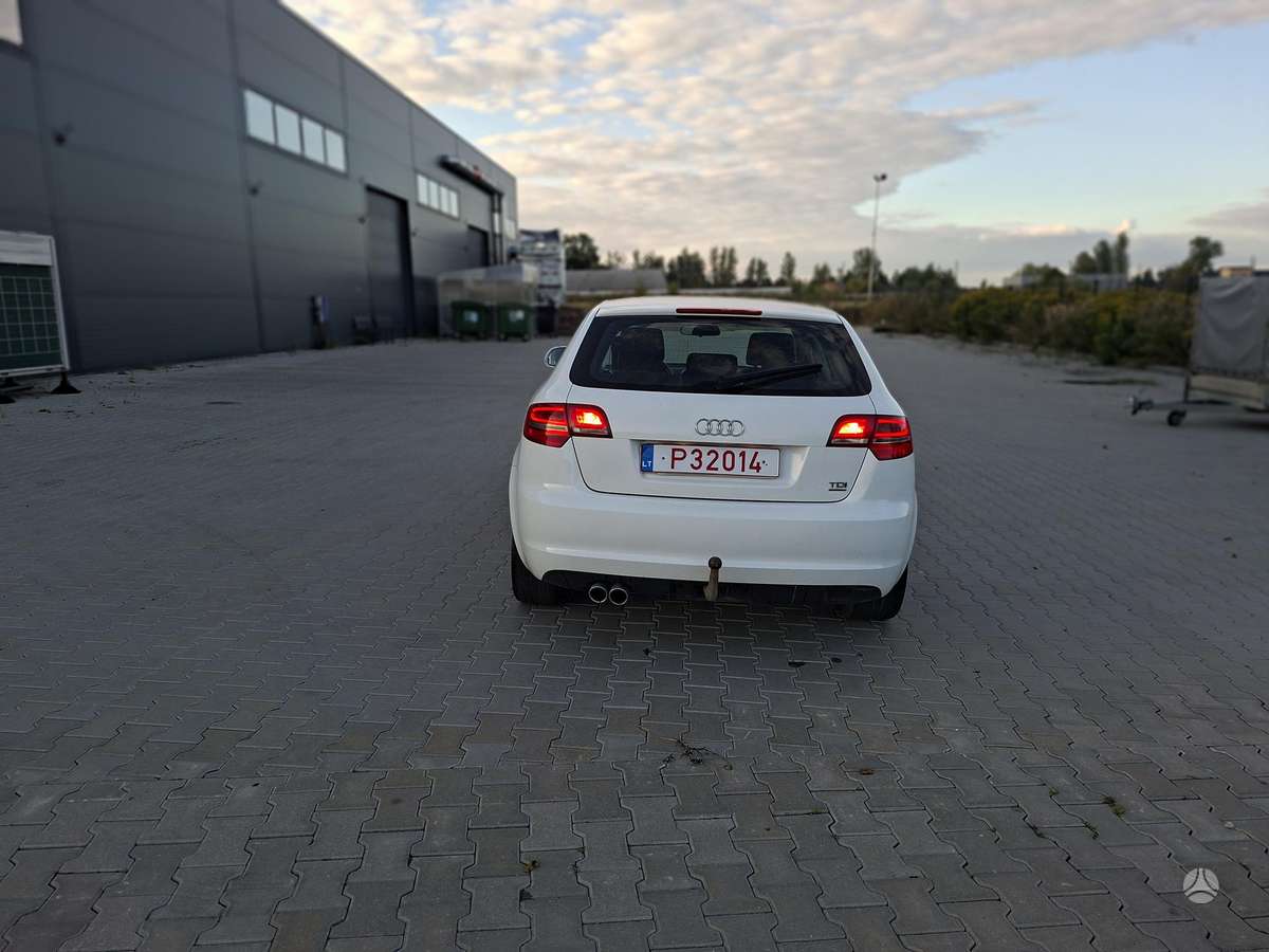 Audi A3, 2.0 l., Хэтчбек