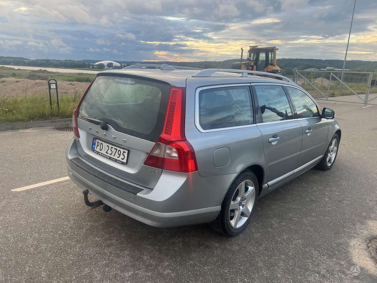 Volvo V70, 2.4 l., Универсал
