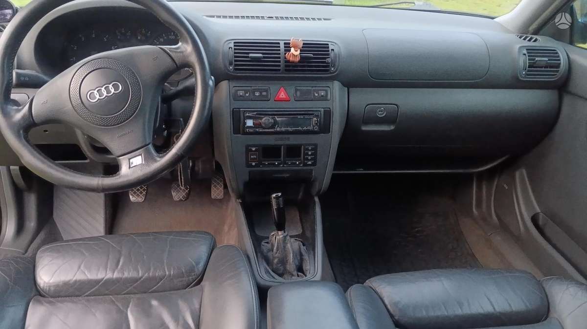 Audi A3, 1.8 l., Купе (coupe)
