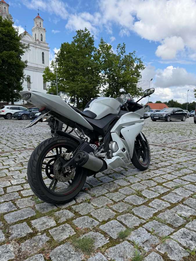 Yamaha YZF 125cc, superbikes