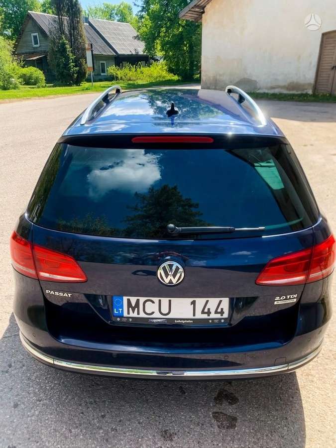 Volkswagen Passat - 6