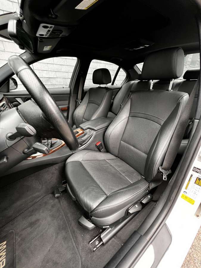 BMW 335, 3.0 l., Седан