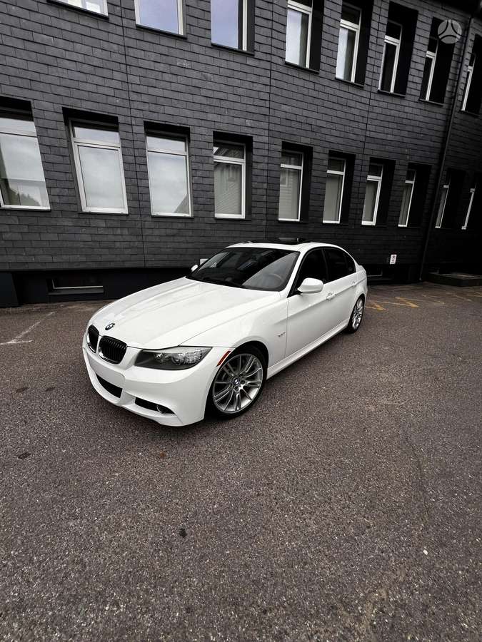 BMW 335, 3.0 l., Седан