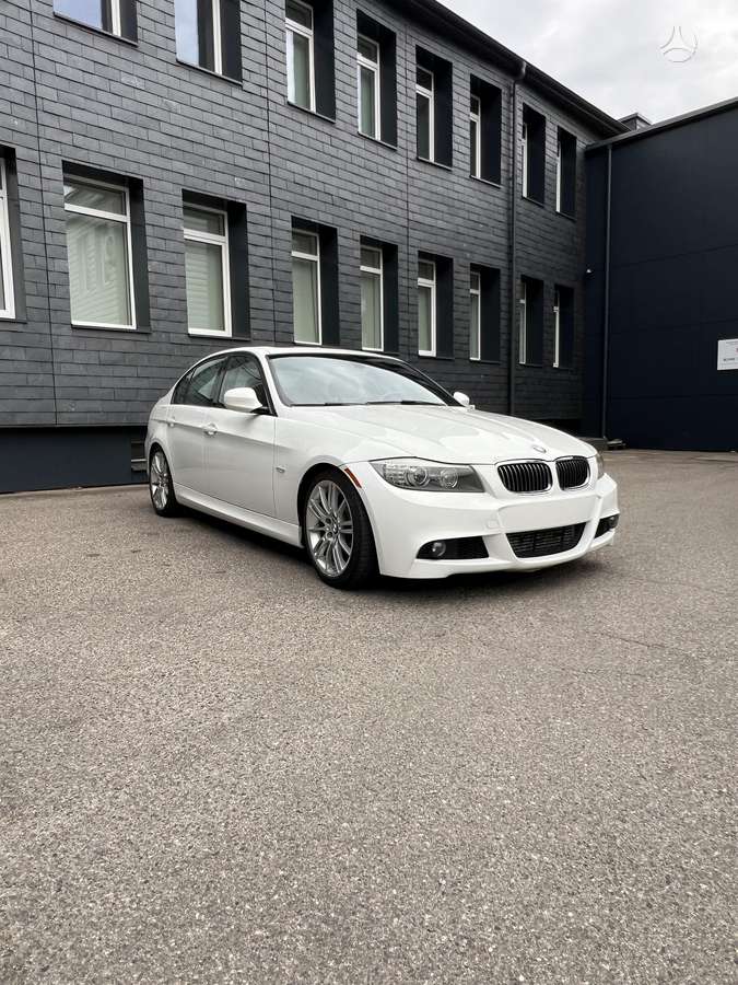 BMW 335, 3.0 l., Седан