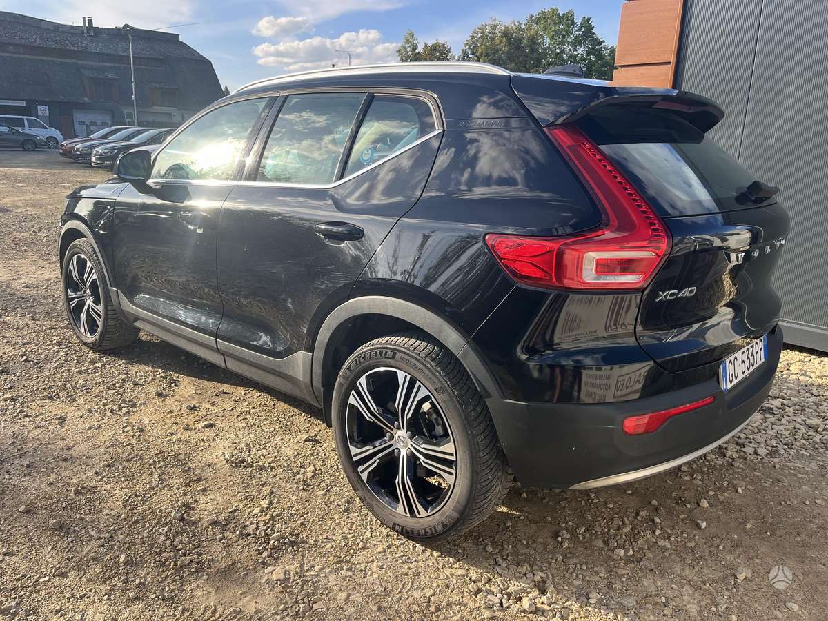 Volvo XC40 - 5