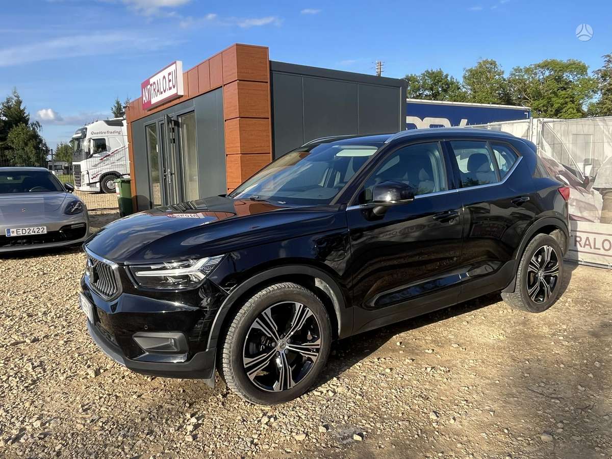 Volvo XC40 - 3