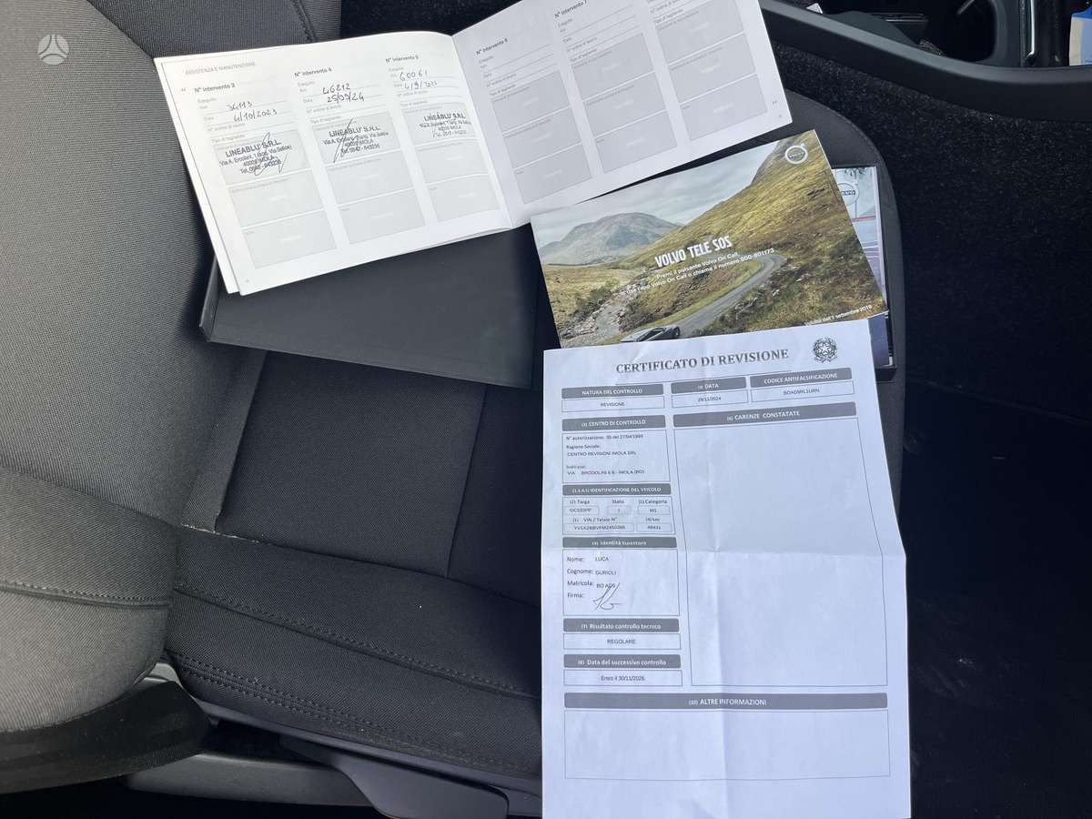 Volvo XC40 - 11